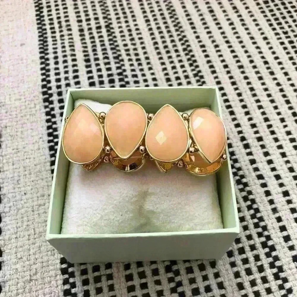 Stone Stretch Bracelet - Picture 2 of 3